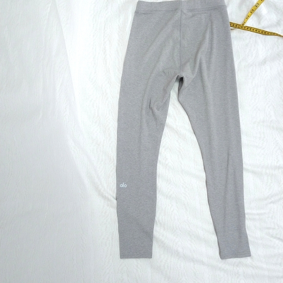 Alo Yoga Leggings *New with No Tags, size S - Picture 7 of 8